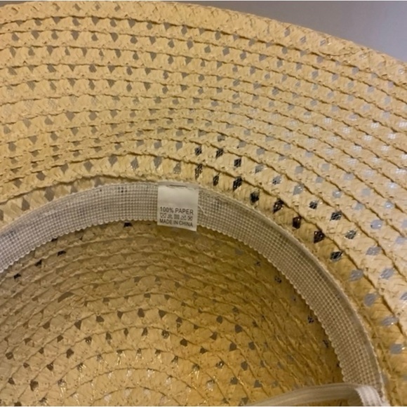 Accessory Bundle-Beach Hat and Sunglasses - Picture 7 of 10